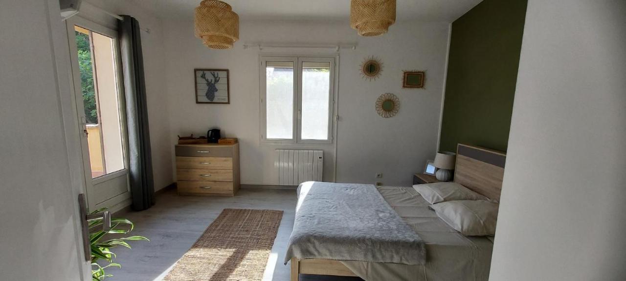 דירות סריאן Chambre Avec Terrasse מראה חיצוני תמונה